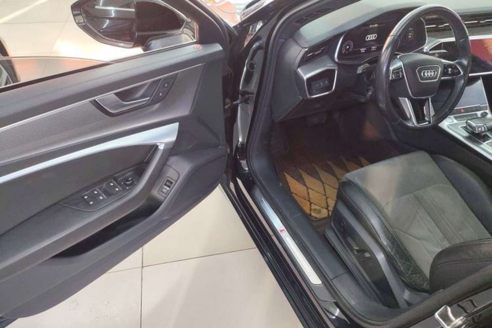 Used Audi A6L 2019 40 TFSI Luxury Dynamic Model Interior 3