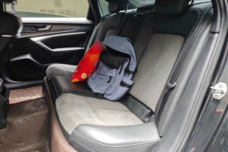 Used Audi A6L 2019 40 TFSI Luxury Dynamic Model Interior 4