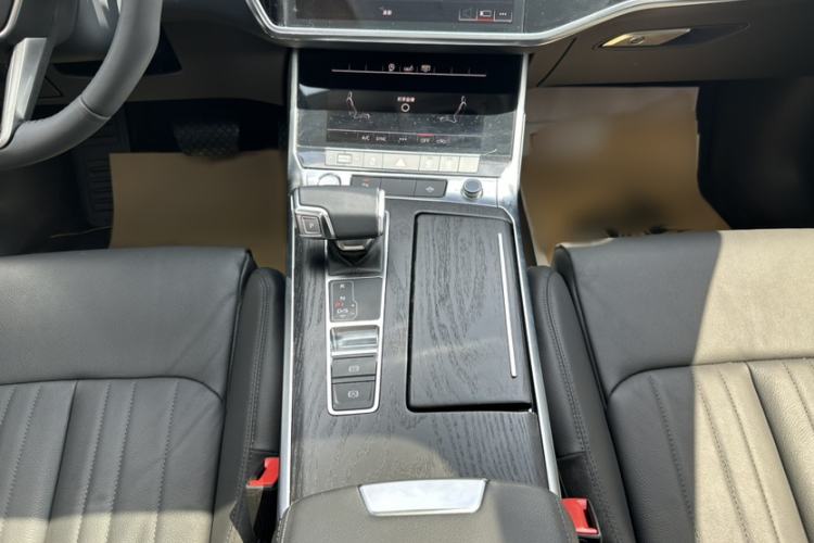Used Audi A6L 2019 40 TFSI Luxury Prestige Edition Interior 4