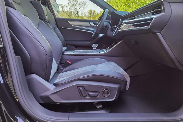 Used Audi A6L 2019 45 TFSI Prestige Dynamic Edition Interior 4