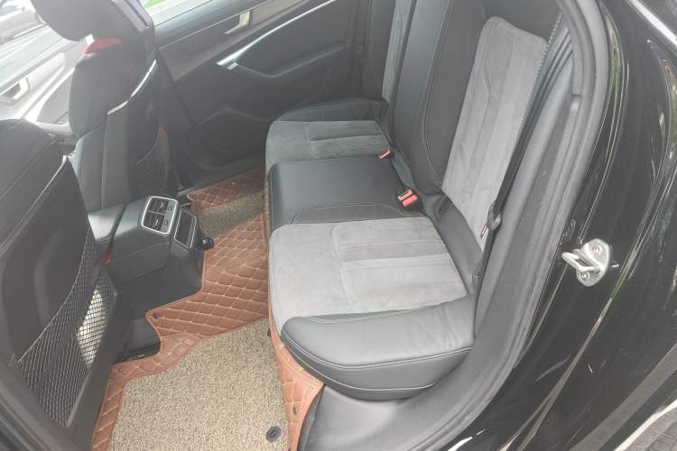 Used Audi A6L 2019 40 TFSI Luxury Dynamic Model Interior 4