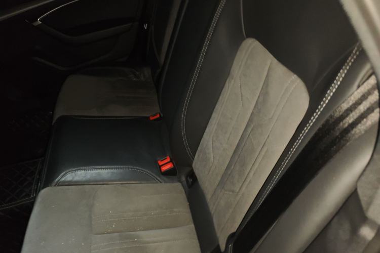 Used Audi A6L 2019 40 TFSI Luxury Dynamic Model Interior 4