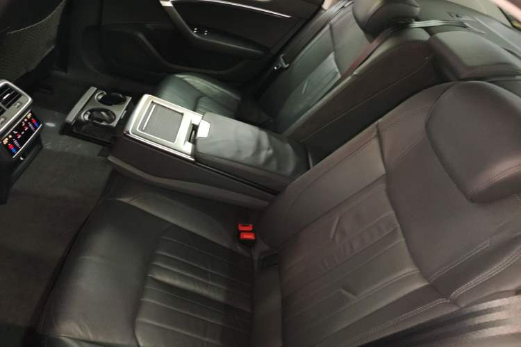 Used Audi A6L 2019 45 TFSI quattro Prestige Elegant Edition Interior 4