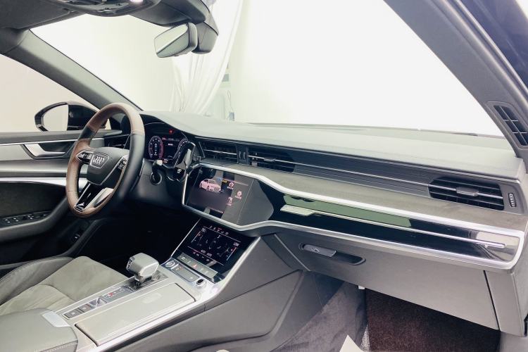 Used Audi A6L 2019 40 TFSI Luxury Dynamic Model Interior 5
