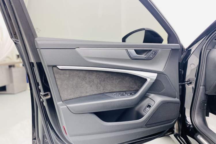 Used Audi A6L 2019 40 TFSI Luxury Dynamic Model Interior 6