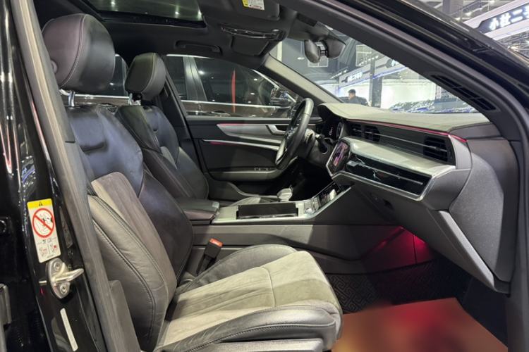 Used Audi A6L 2019 40 TFSI Luxury Dynamic Model Interior 6