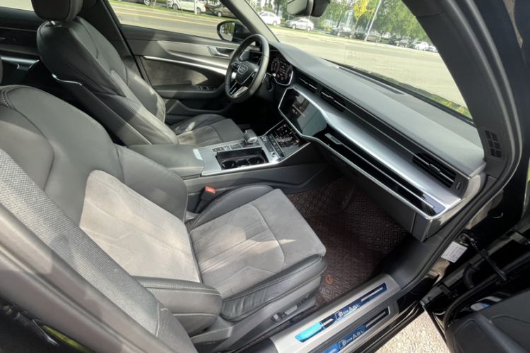 Used Audi A6L 2019 40 TFSI Luxury Dynamic Model Interior 9