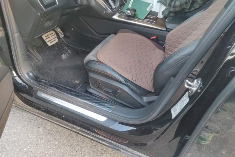 Used Audi A6L 2019 40 TFSI Luxury Dynamic Model Left Front Seat