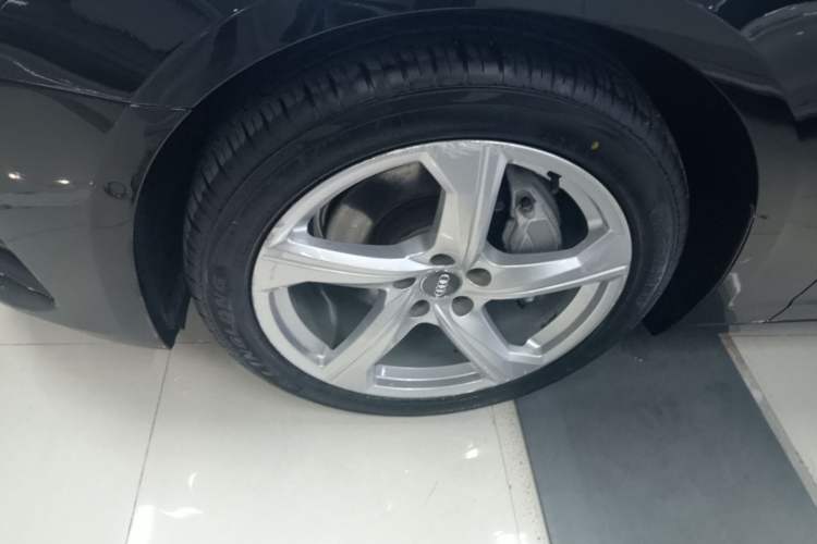 Used Audi A6L 2019 45 TFSI quattro Prestige Elegant Edition Left Front Wheel Hub