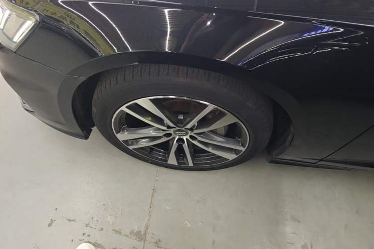 Used Audi A6L 2019 45 TFSI Prestige Dynamic Edition Left Front Wheel Hub