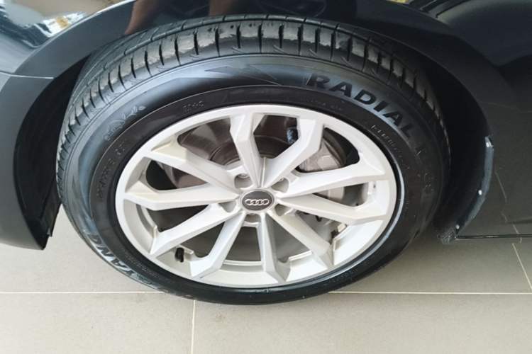 Used Audi A6L 2019 40 TFSI Luxury Prestige Edition Left Front Wheel Hub