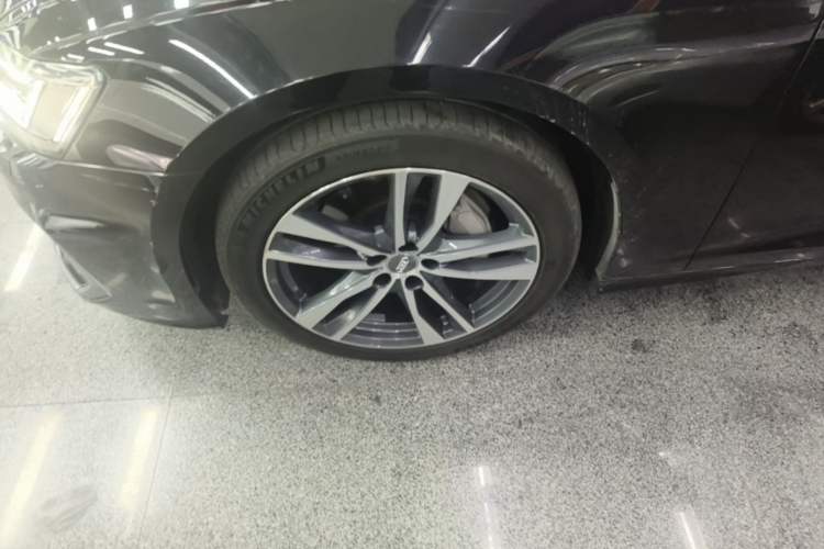 Used Audi A6L 2019 45 TFSI Prestige Dynamic Edition Left Front Wheel Hub