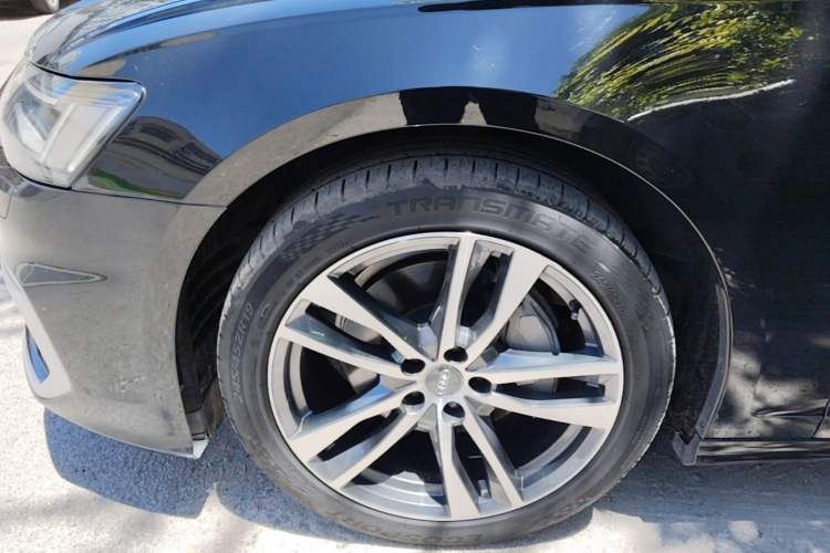 Used Audi A6L 2019 45 TFSI Prestige Dynamic Edition Left Front Wheel Hub