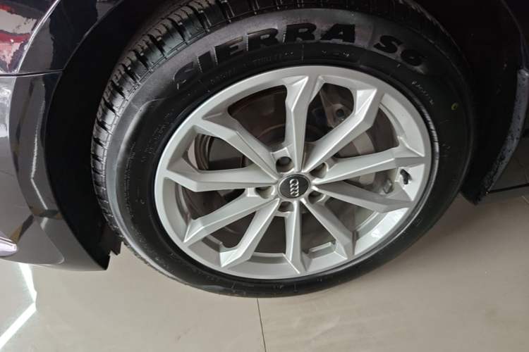 Used Audi A6L 2019 40 TFSI Luxury Prestige Edition Left Front Wheel Hub