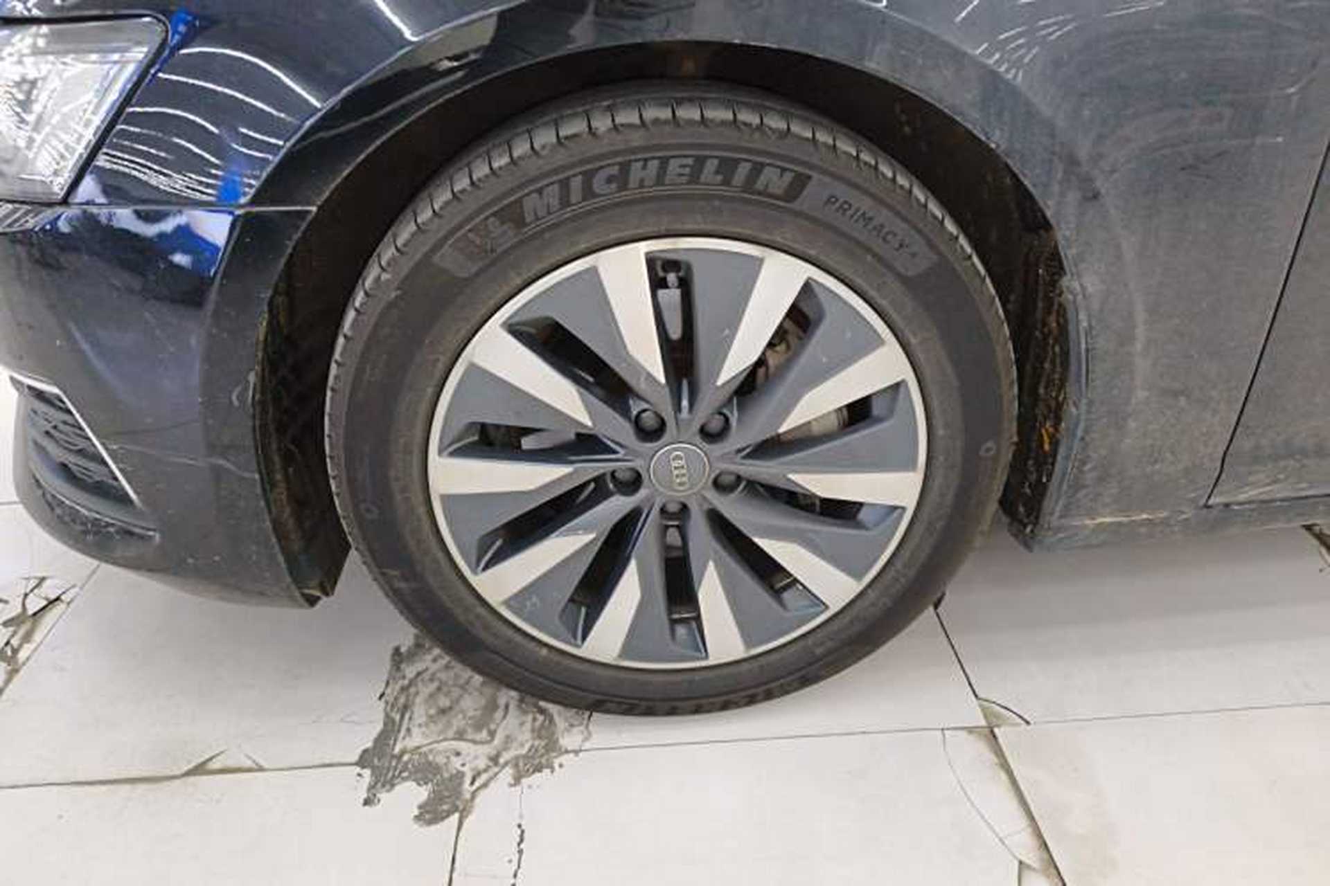 Used Audi A6L 2019 45 TFSI Prestige Elegant Edition Left Front Wheel Hub