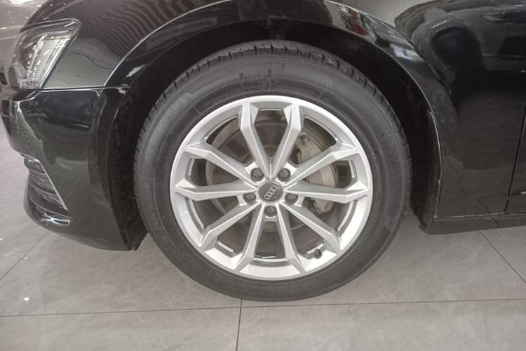 Used Audi A6L 2019 40 TFSI Luxury Prestige Edition Left Front Wheel Hub