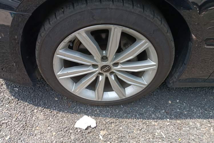 Used Audi A6L 2019 40 TFSI Luxury Dynamic Model Left Front Wheel Hub