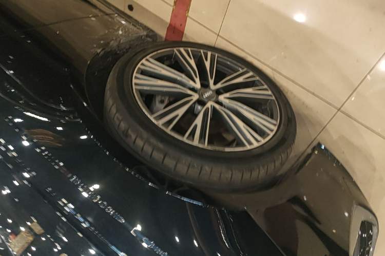 Used Audi A6L 2019 45 TFSI quattro Prestige Dynamic Edition Left Front Wheel Hub