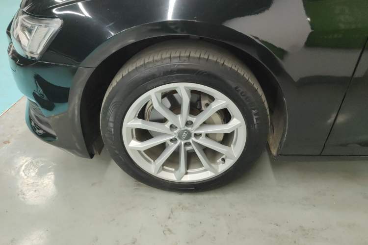 Used Audi A6L 2019 40 TFSI Luxury Prestige Edition Left Front Wheel Hub