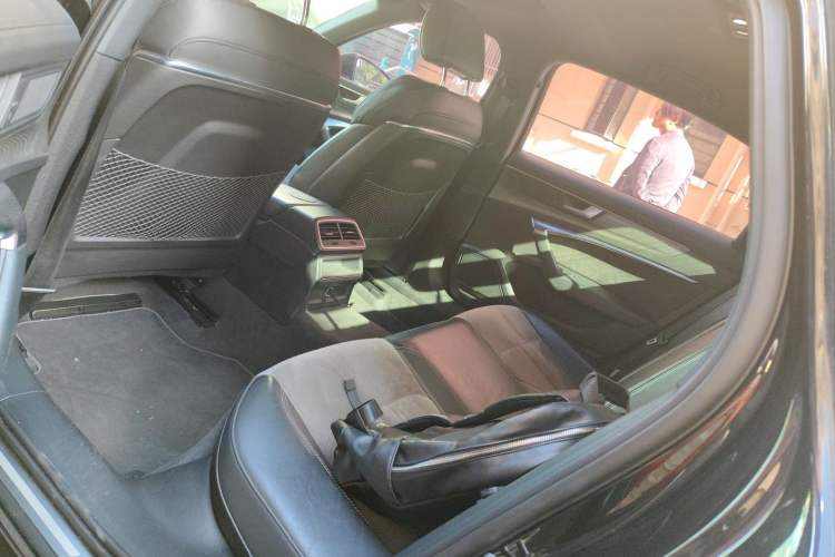 Used Audi A6L 2019 40 TFSI Luxury Dynamic Model Left Rear Seat