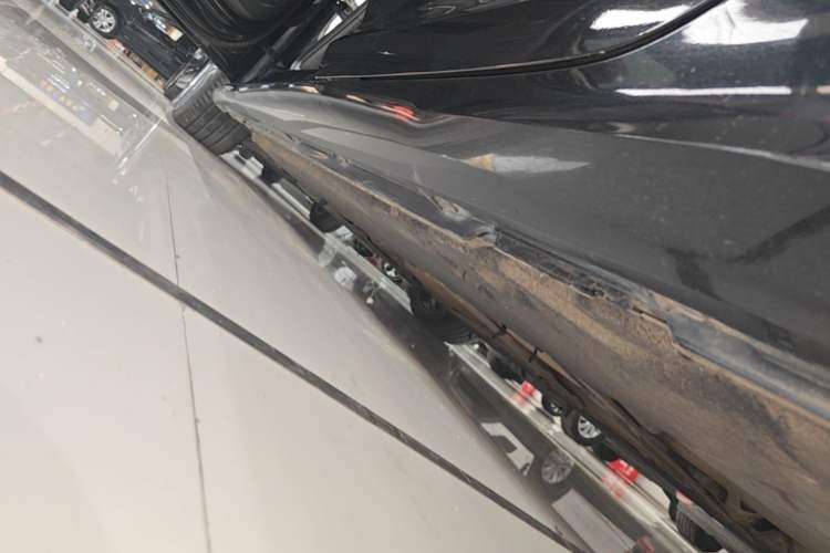 Used Audi A6L 2019 40 TFSI Luxury Dynamic Model Left Side Sill