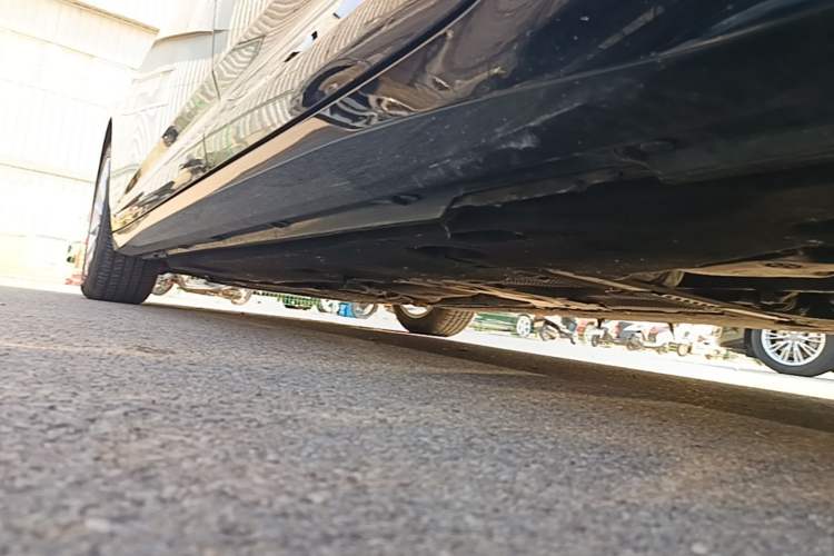 Used Audi A6L 2019 40 TFSI Luxury Prestige Edition Left Side Sill