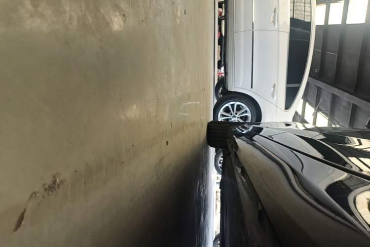 Used Audi A6L 2019 40 TFSI Luxury Prestige Edition Left Side Sill