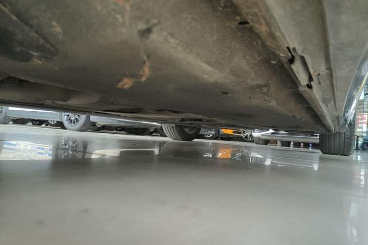 Used Audi A6L 2019 40 TFSI Luxury Dynamic Model Left Side Sill