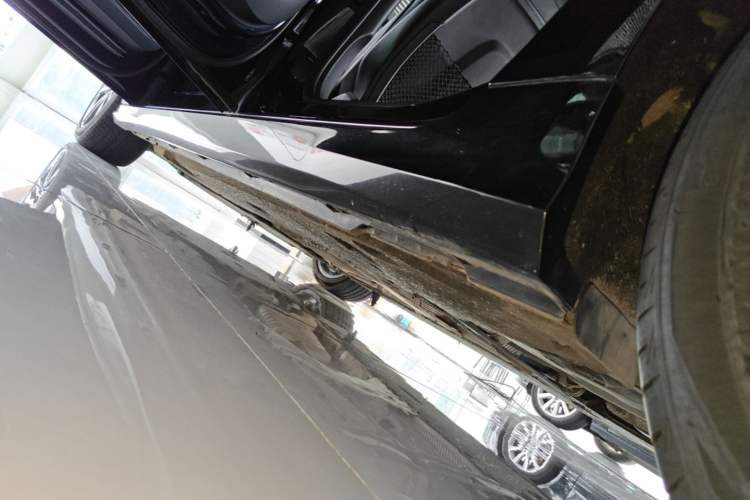 Used Audi A6L 2019 40 TFSI Luxury Dynamic Model Left Side Sill
