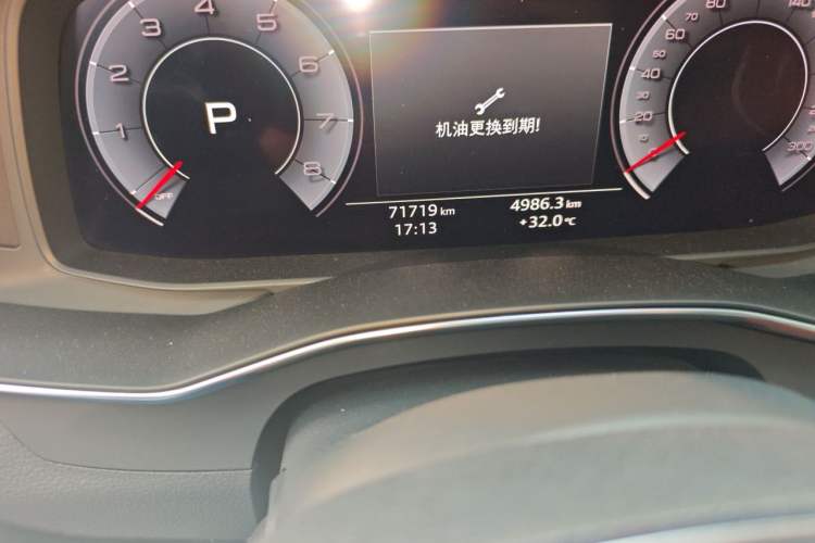 Used Audi A6L 2019 45 TFSI quattro Prestige Elegant Edition Odometer Close Up