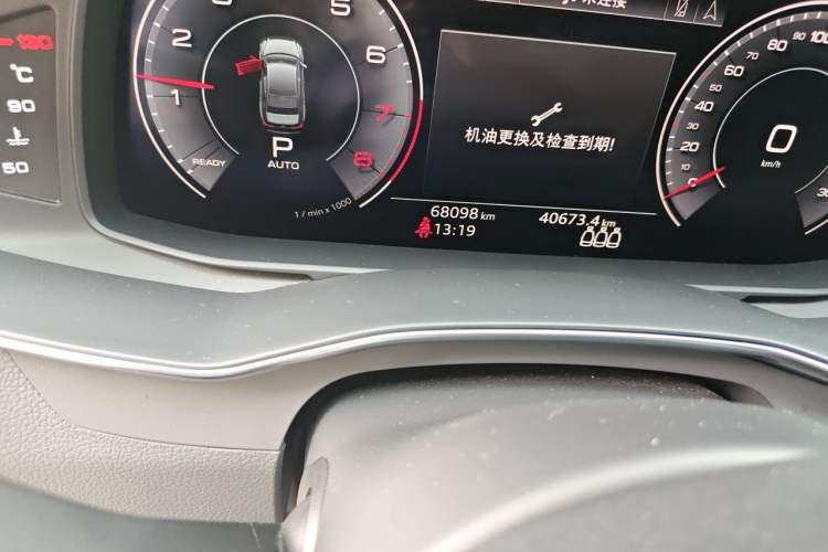 Used Audi A6L 2019 45 TFSI Prestige Dynamic Edition Odometer Close Up