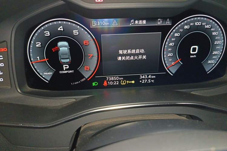 Used Audi A6L 2019 40 TFSI Luxury Dynamic Model Odometer Close Up