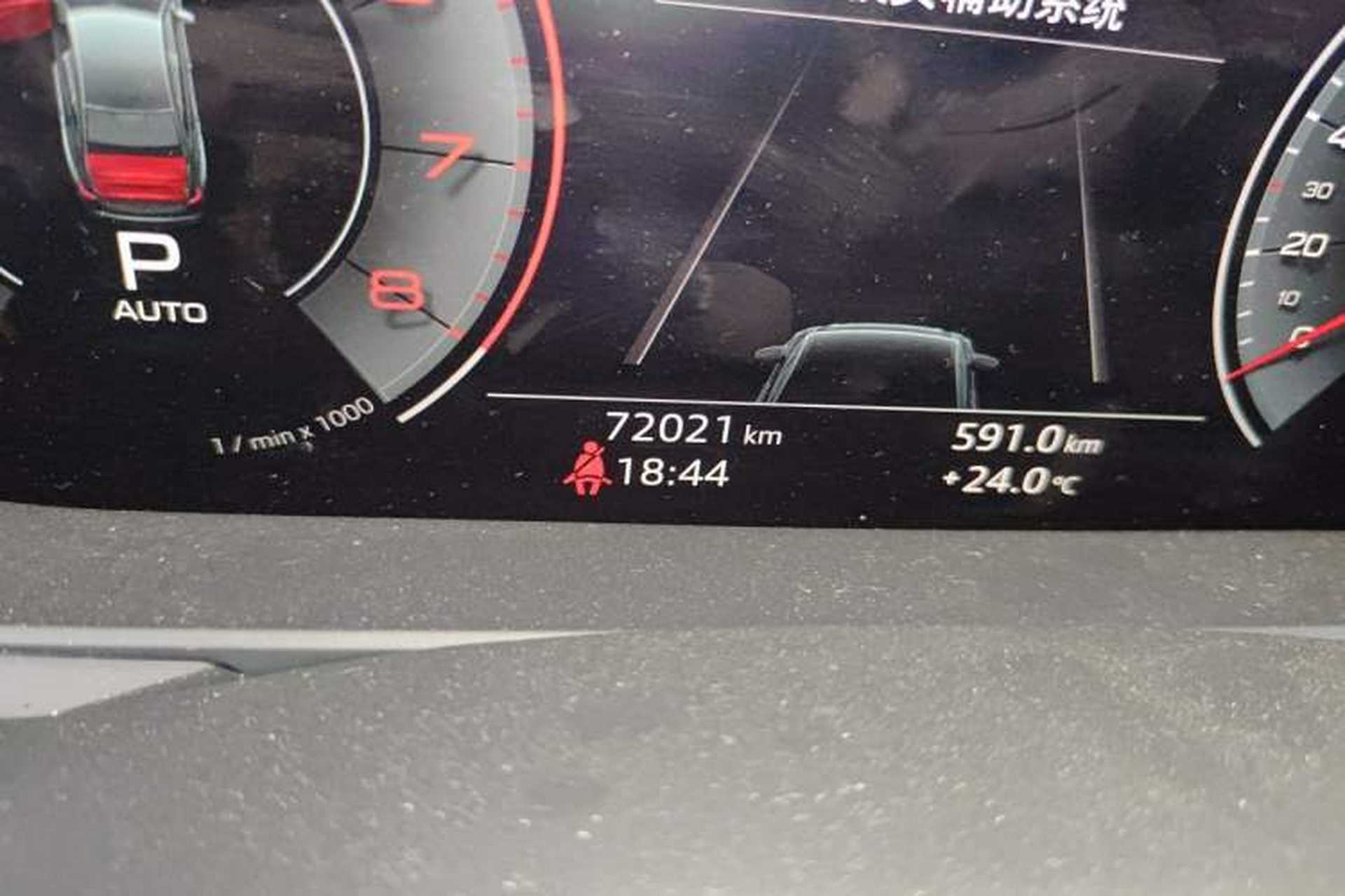 Used Audi A6L 2019 40 TFSI Luxury Dynamic Model Odometer Close Up