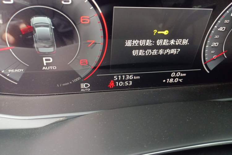 Used Audi A6L 2019 40 TFSI Luxury Dynamic Model Odometer Close Up