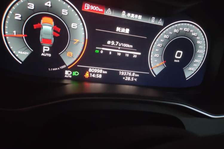 Used Audi A6L 2019 45 TFSI Prestige Elegant Edition Odometer Close Up
