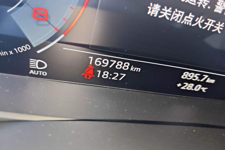 Used Audi A6L 2019 45 TFSI Prestige Dynamic Edition Odometer Close Up