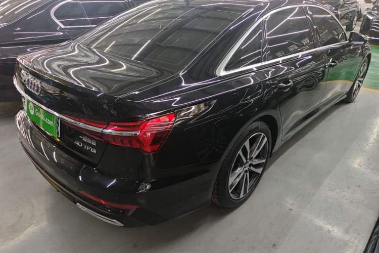 Used Audi A6L 2019 40 TFSI Luxury Dynamic Model Rear Right 45 Deg