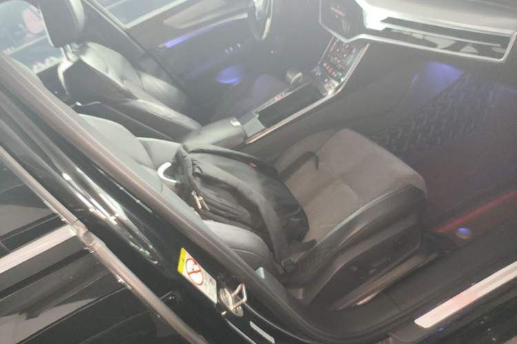 Used Audi A6L 2019 45 TFSI Prestige Dynamic Edition Right Front Seat