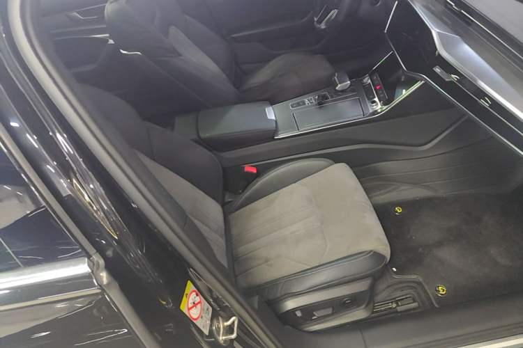Used Audi A6L 2019 45 TFSI Prestige Dynamic Edition Right Front Seat