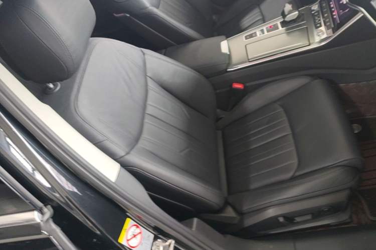 Used Audi A6L 2019 45 TFSI Prestige Dynamic Edition Right Front Seat