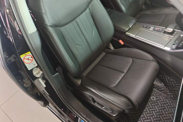 Used Audi A6L 2019 40 TFSI Luxury Prestige Edition Right Front Seat