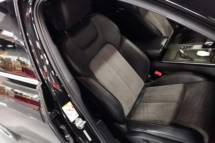 Used Audi A6L 2019 40 TFSI Luxury Dynamic Model Right Front Seat
