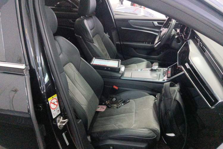 Used Audi A6L 2019 45 TFSI Prestige Dynamic Edition Right Front Seat