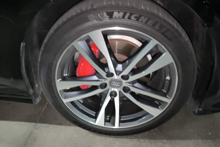 Used Audi A6L 2019 45 TFSI Prestige Dynamic Edition Right Front Wheel Hub