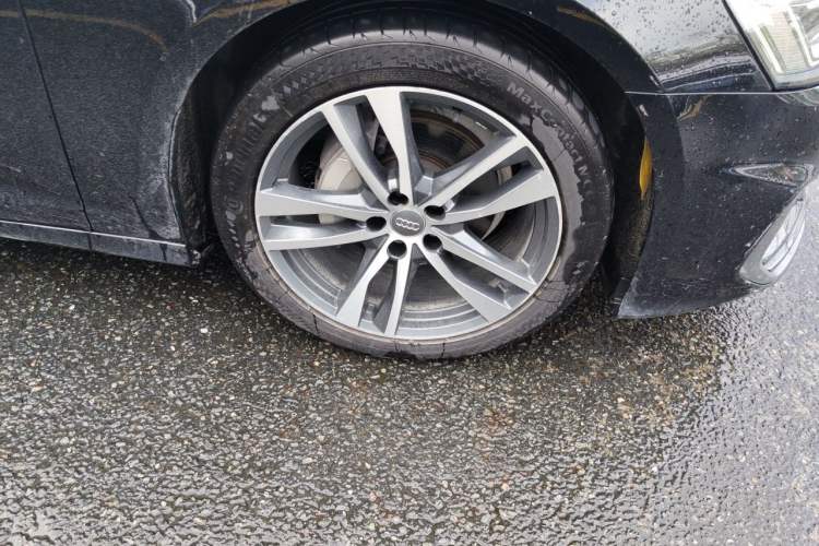 Used Audi A6L 2019 40 TFSI Luxury Dynamic Model Right Front Wheel Hub