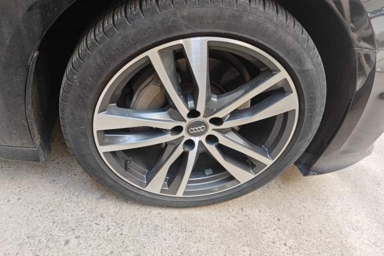 Used Audi A6L 2019 45 TFSI Prestige Dynamic Edition Right Front Wheel Hub
