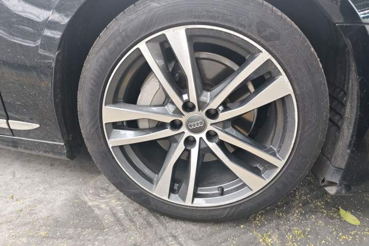 Used Audi A6L 2019 45 TFSI Prestige Dynamic Edition Right Front Wheel Hub