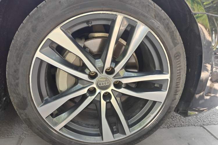 Used Audi A6L 2019 45 TFSI Prestige Dynamic Edition Right Front Wheel Hub