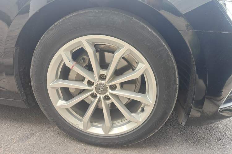 Used Audi A6L 2019 40 TFSI Luxury Prestige Edition Right Front Wheel Hub