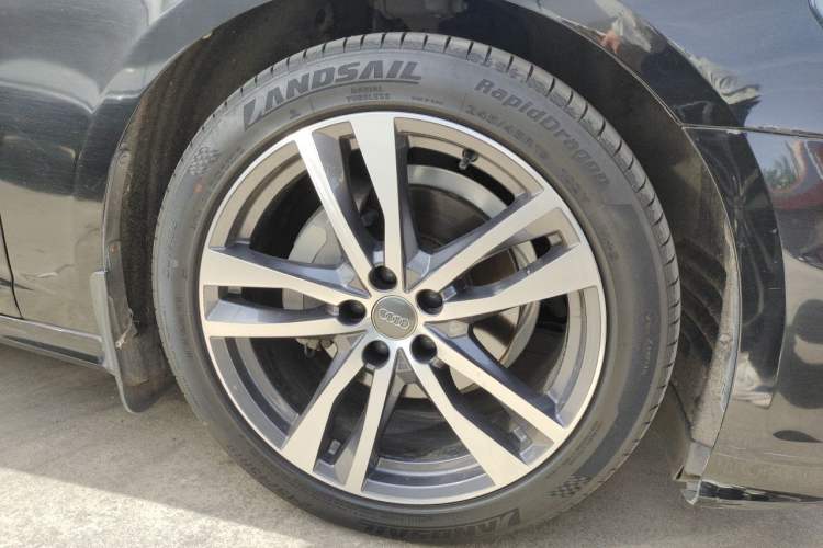 Used Audi A6L 2019 40 TFSI Luxury Dynamic Model Right Front Wheel Hub